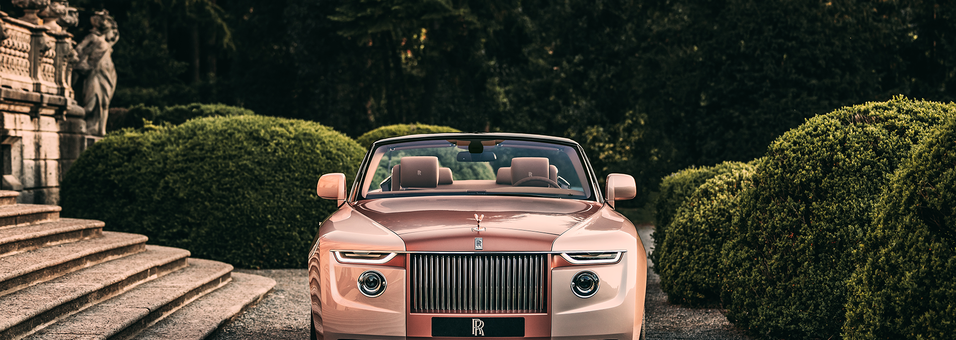 Rolls-Royce Boat Tail struts its uber-opulence at Villa d'Este - CNET